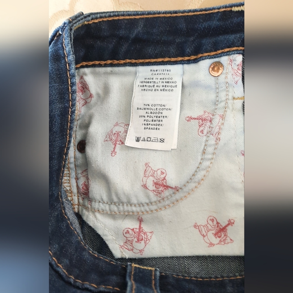 True Religion Straight Leg Low Rise Designer Jean - Picture 3 of 9